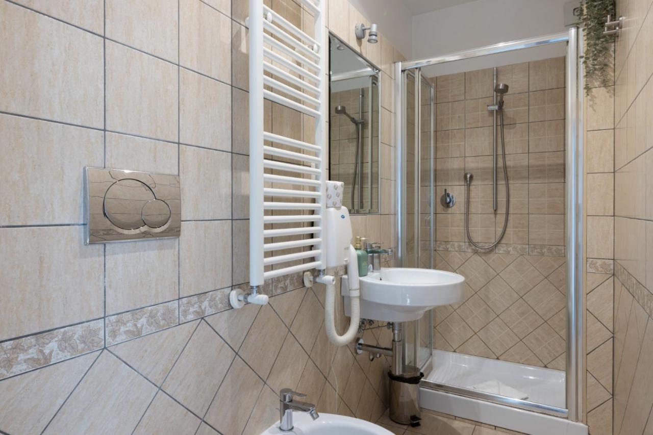 San Pietro 5 Stelle Prestigious Rooms Рим Екстериор снимка